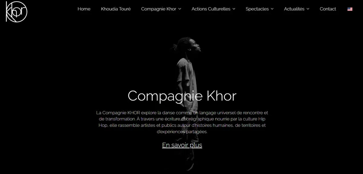 Page d'accueil de la Compagnie Khor, fond noir
